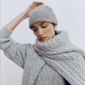 Monica cordera soft wool beanie in grey